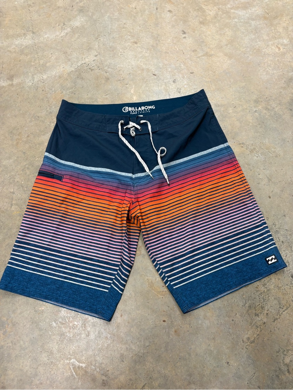 Billabong Men’s Navy Boardshorts with Sunset Gradient Stripes Men’s 30
